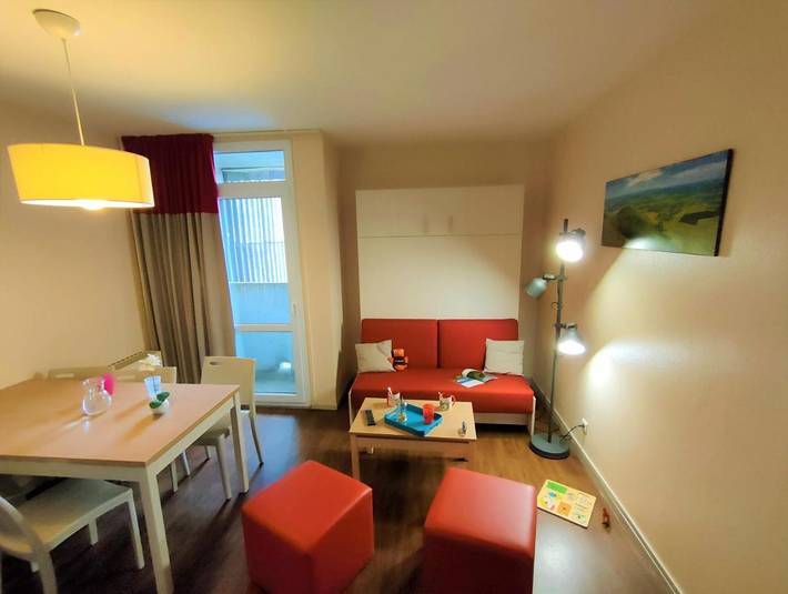 Parc de vacances pour 4 personnes, avec terrasse en Auvergne - 4