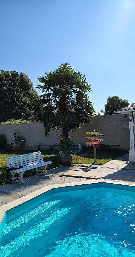 Gîte pour 2 personnes, avec Terrasse et Piscine à Ger (Pyrénées-Atlantiques) - 2