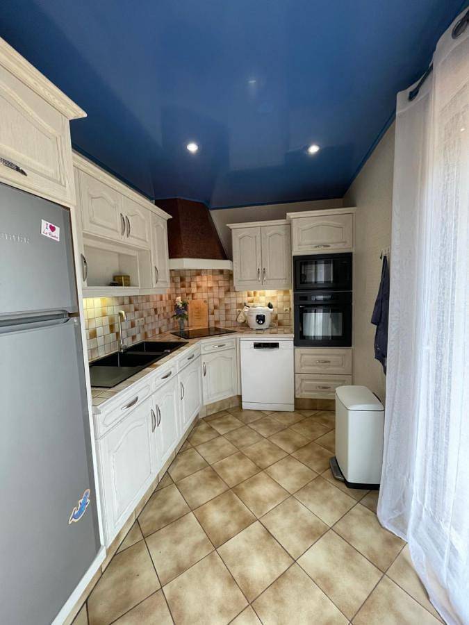 Location de vacances pour 8 personnes, avec vue et jardin à Changé (Mayenne) - 4