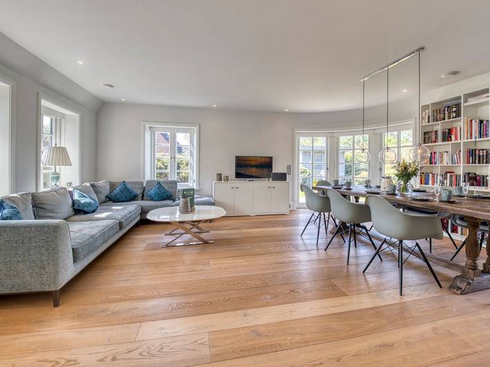 Haus Riva - Strandnahes Luxus-Hausteil unter Reet auf ca. 200 m² für bis zu 7 Personen in Nordfriesische Inseln (Schleswig-Holstein) (Schleswig-Holstein), Wenningstedt