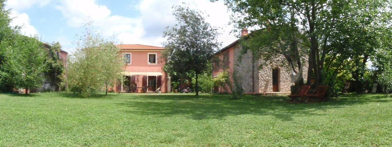 Casa vacanza per 4 persone, con giardino in Fosdinovo