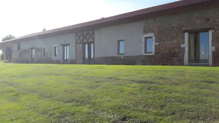 Location De Vacances pour 25 Personnes dans Saint-André-d'Huiriat, Région de Bourg-en-Bresse, Photo 4