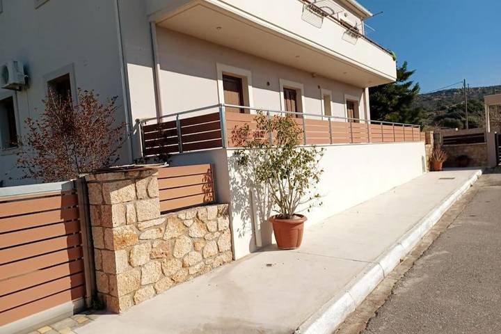 Ferienwohnung für 4 Personen, mit Ausblick und Balkon in Monemvasia Gemeinde