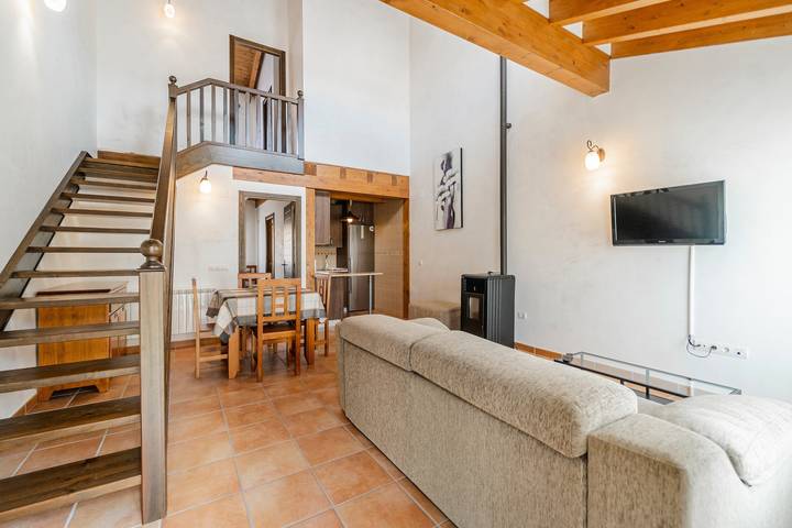 Casa rural para 6 personas, con jardín y balcón en Provincia de Soria