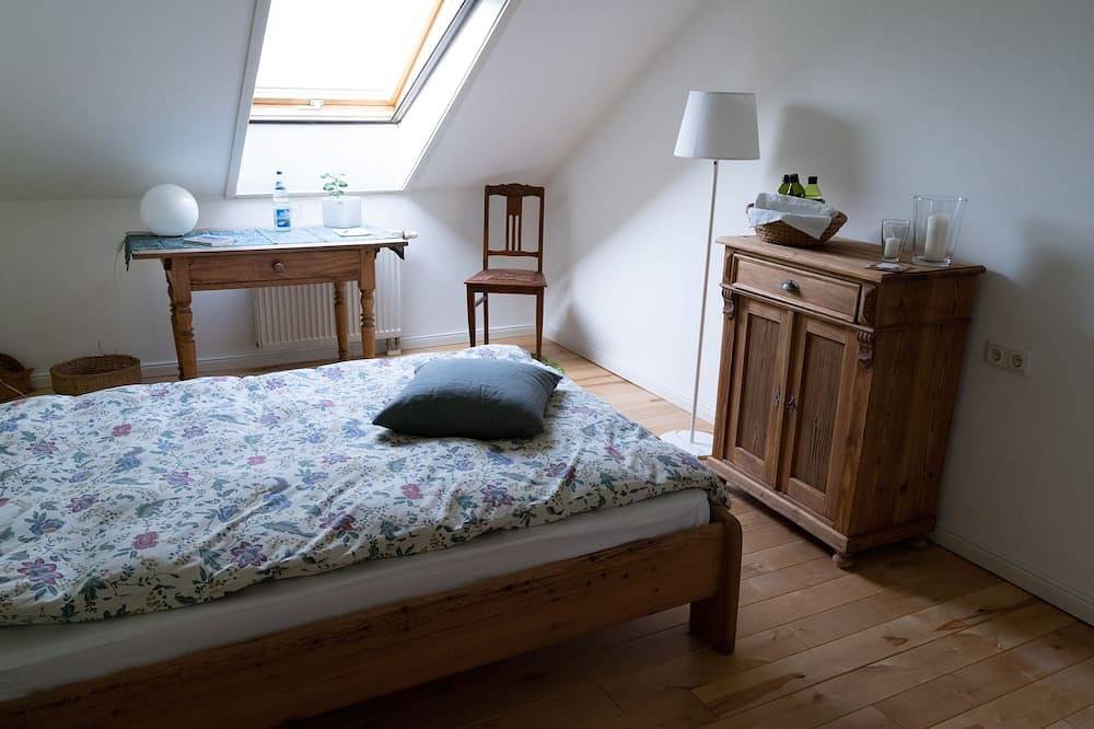 Ganze Wohnung, Idyllische Ferienwohnung mit 2 Schlafzimmern und Balkon im Haus an der Iller in Altusried, Bayerisch Schwaben
