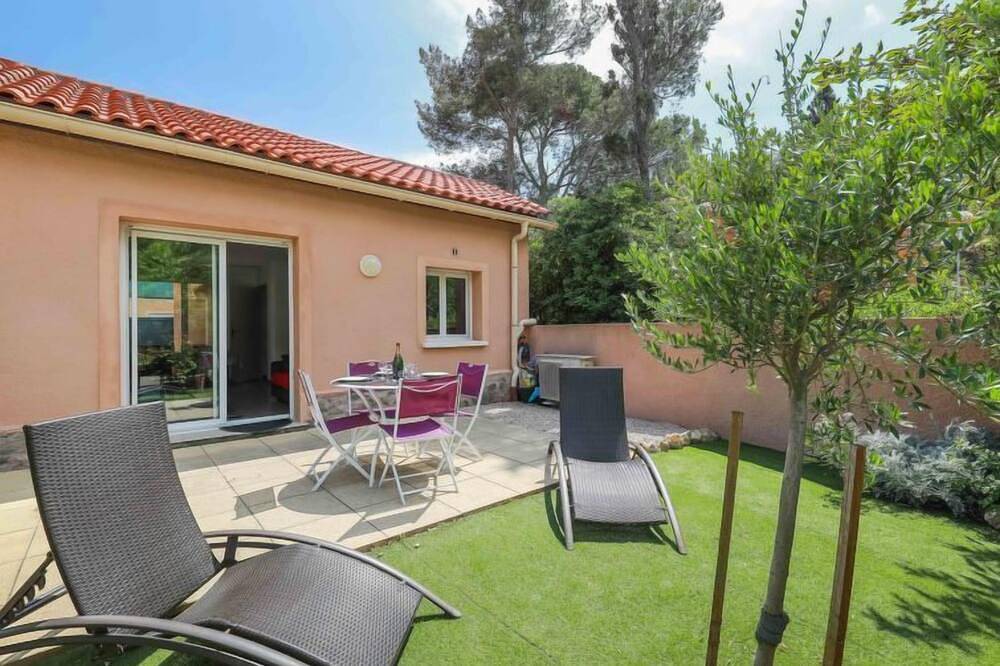 Villa Robinson by Interhome in Le Dramont, Saint-Raphaël
