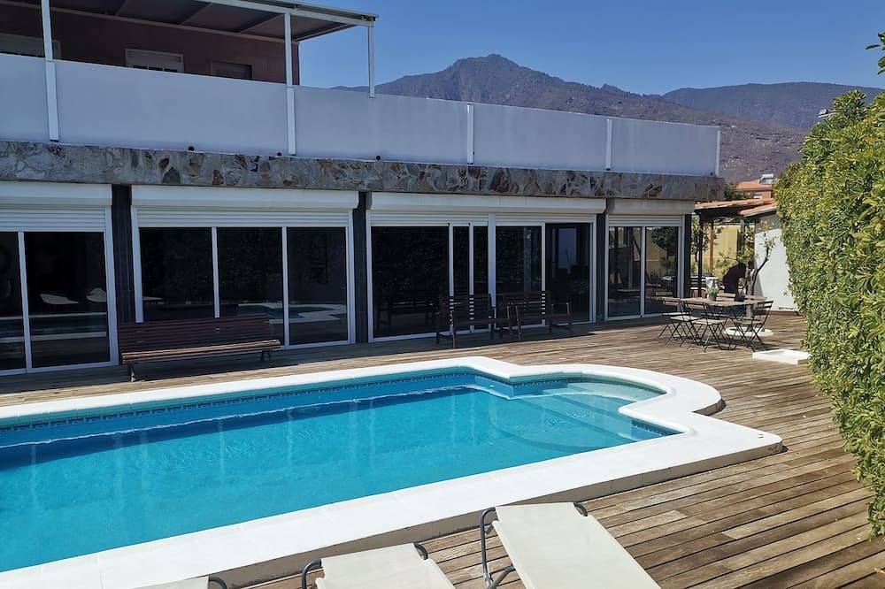 Grande villa de vacances. in Candelaria, Tenerife du Sud