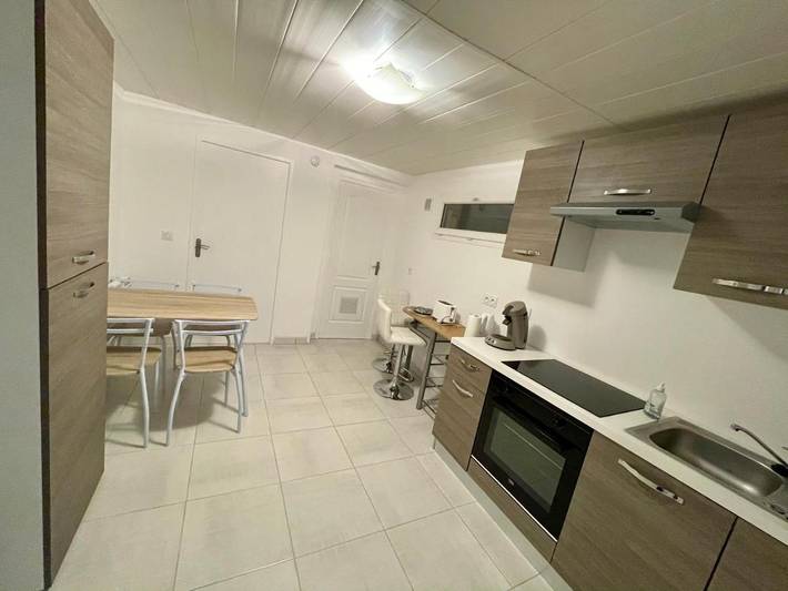 Gîte pour 5 personnes, avec Terrasse ainsi que Jardin et Vue à Corbelin (Isère)