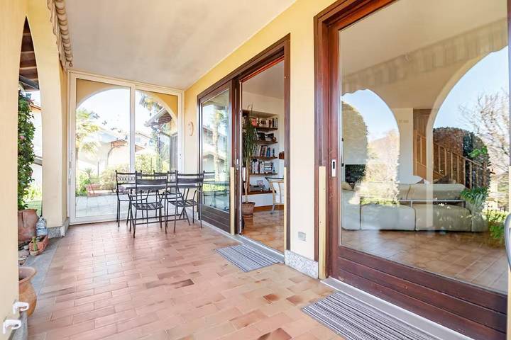 Villa für 5 Personen, mit Garten und Seeblick sowie Ausblick in Comune di Luino - 4