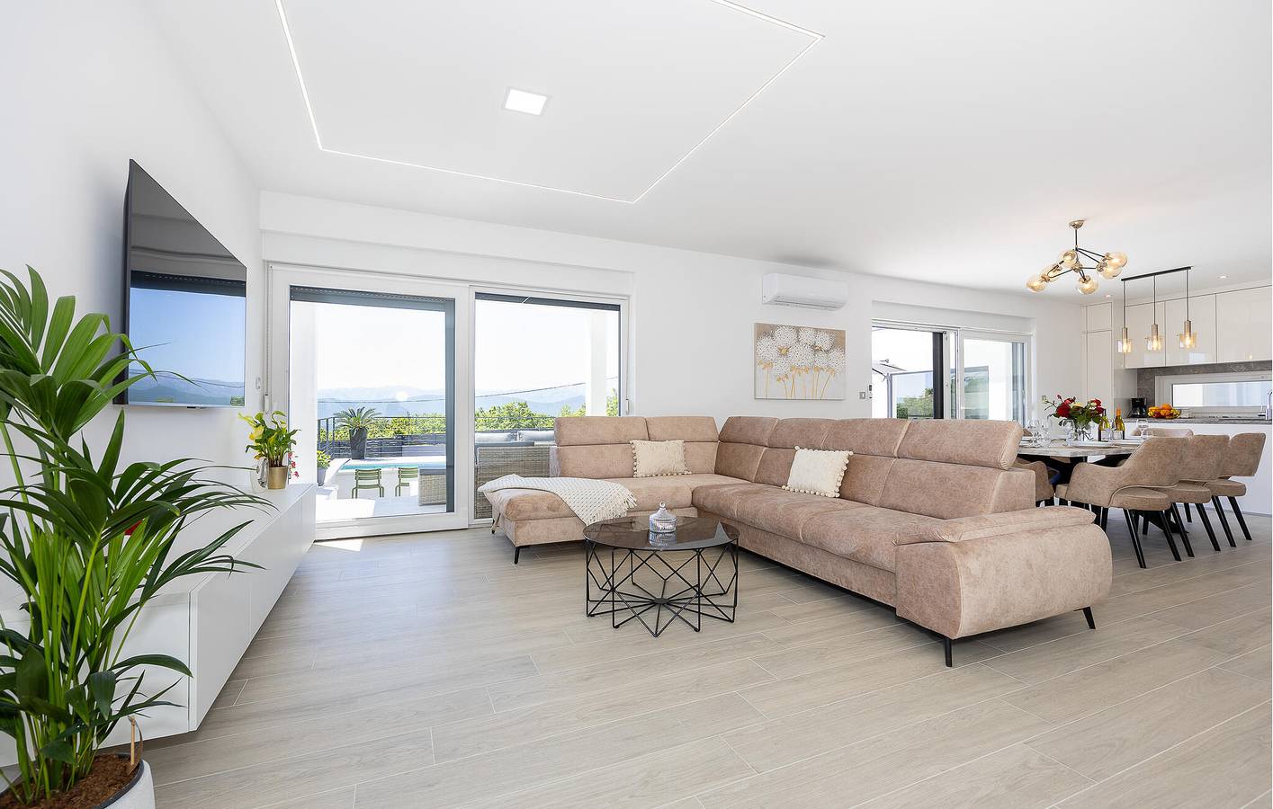 Charmantes Apartment mit Pool in der Nähe von Imotski und dem Modro Jezero in Imotski, Makarska Riviera
