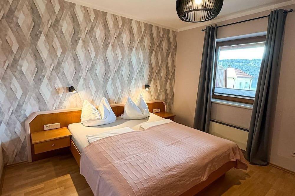 Ganze Wohnung, Ferienwohnungen Seerose am See - Appartement / 2 getrennte Schlafräume (2.Etage) in Millstatt, Bezirk Spittal an der Drau
