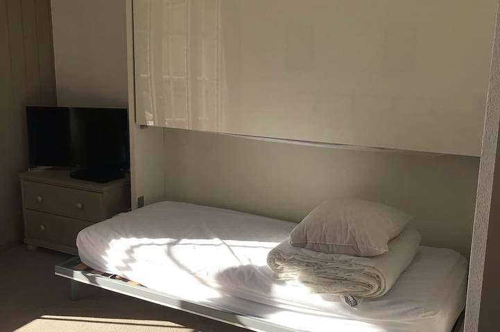 Apartamento entero, Apartamento de 2 dormitorios en Chalet para esquí / verano.  Fantásticas vistas de los Alpes. in Ollon (Villars-sur-Ollon), Alpes Vaudoises