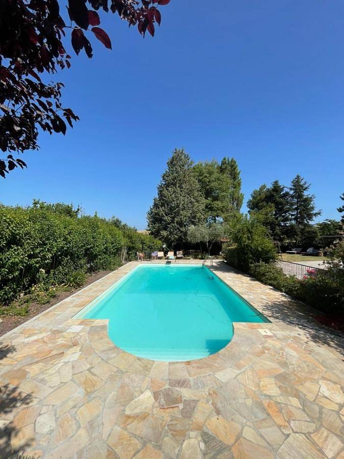 Villa Serena, con piscina, giardino, vicino al mare in Pesaro, Pesaro-Urbino