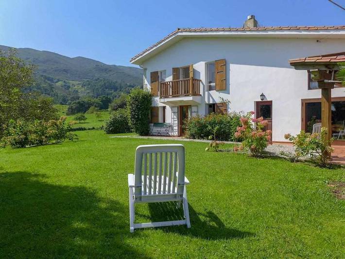 Casa rural para 7 personas, con Jardín y Vistas en Val de San Vicente