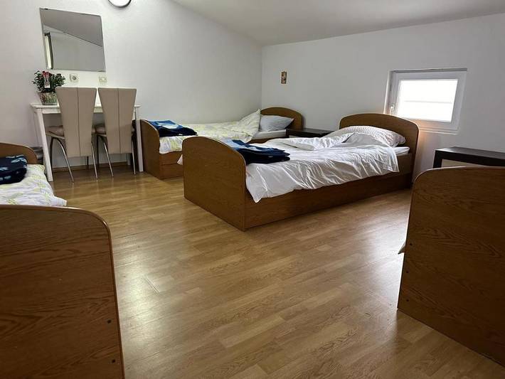Appartement de vacances pour 6 personnes, avec jardin