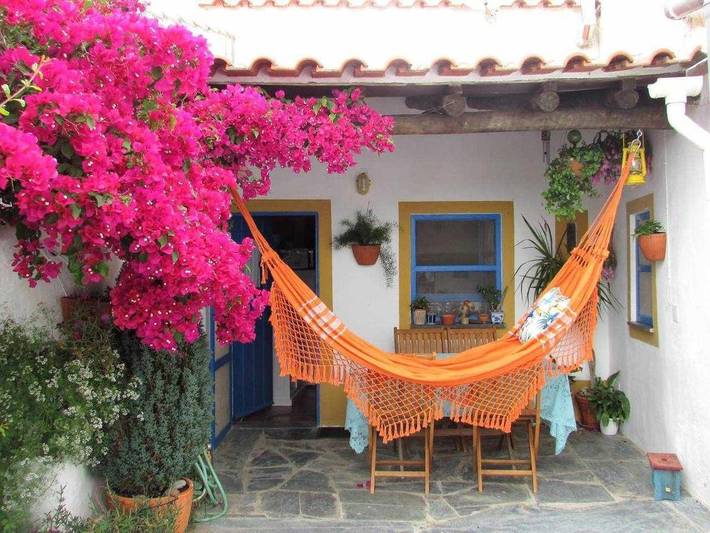Vacation rental for 6 people, with Balcony and Terrace as well as Yard and View in Redondo