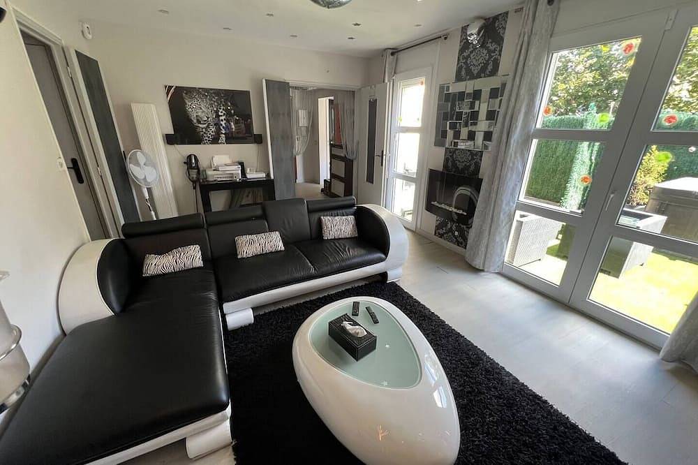 Ganze Wohnung, Bourges Moderne F2 Parking&terrasse Centre Ville in Bourges, Bourges und Umgebung
