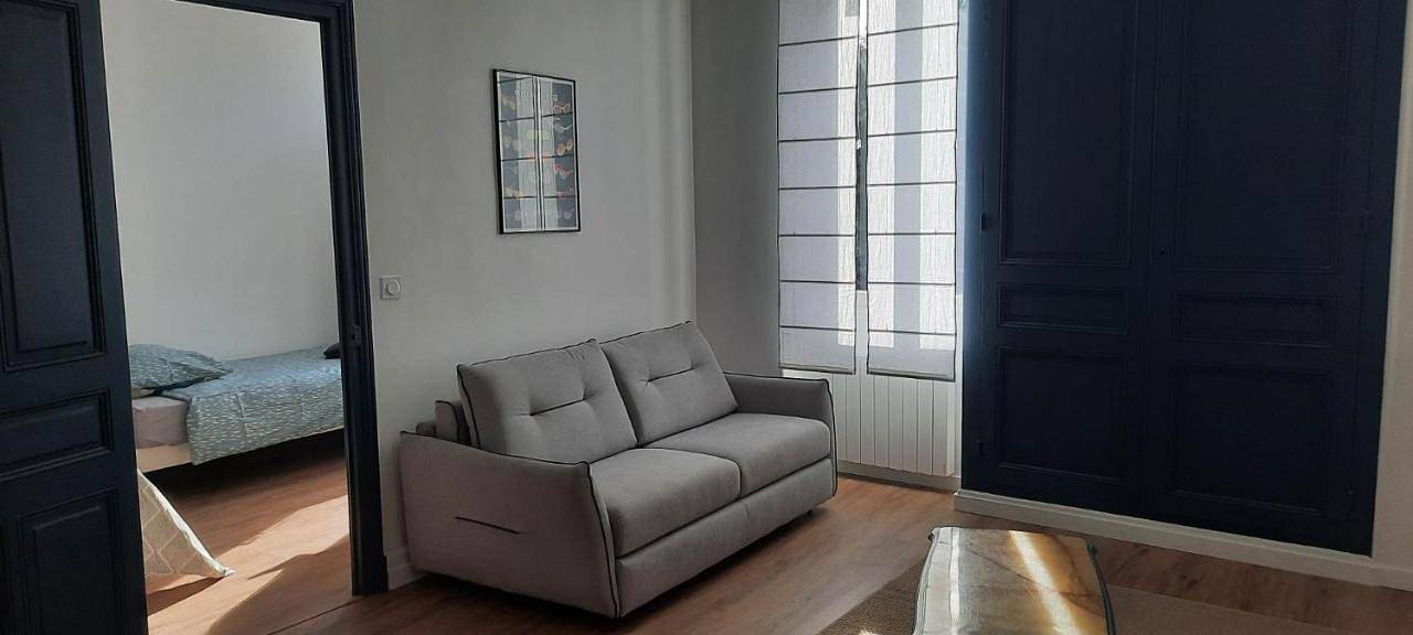 Appartement entier, One-Bedroom Apartment in Oyonnax, Nantua
