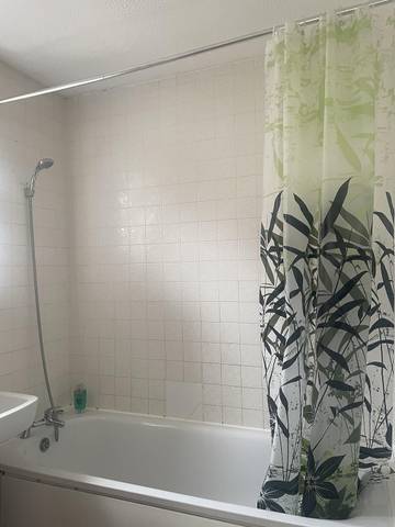 Holiday Rental for 7 People in Luton, Chiltern Hills, Photo 2
