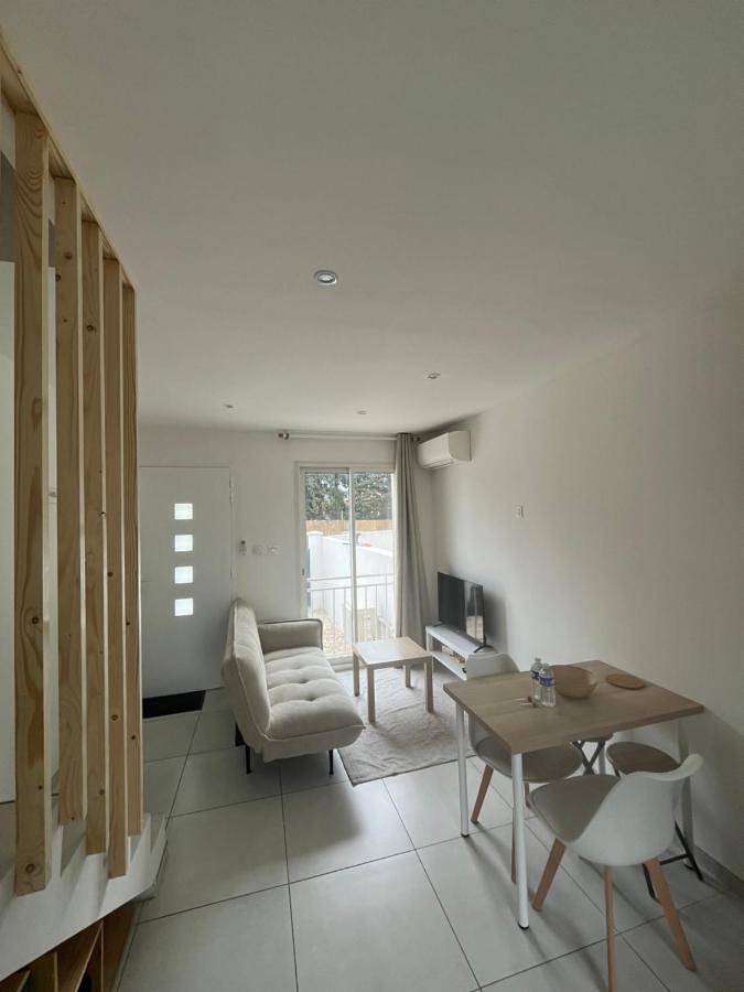 Maison de vacances pour 3 personnes, avec Terrasse et Jardin à Gignac-la-Nerthe