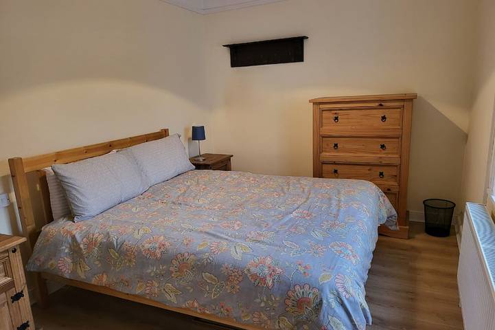 Spacious, 4 bedroom Cottage with breath taking views. in Connemara