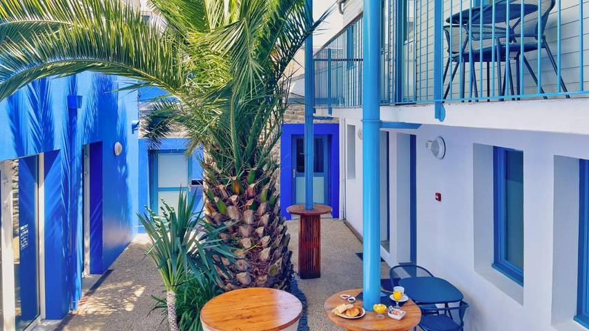 Hôtel pour 3 personnes, avec terrasse et jardin dans Gare De Quimper - 4