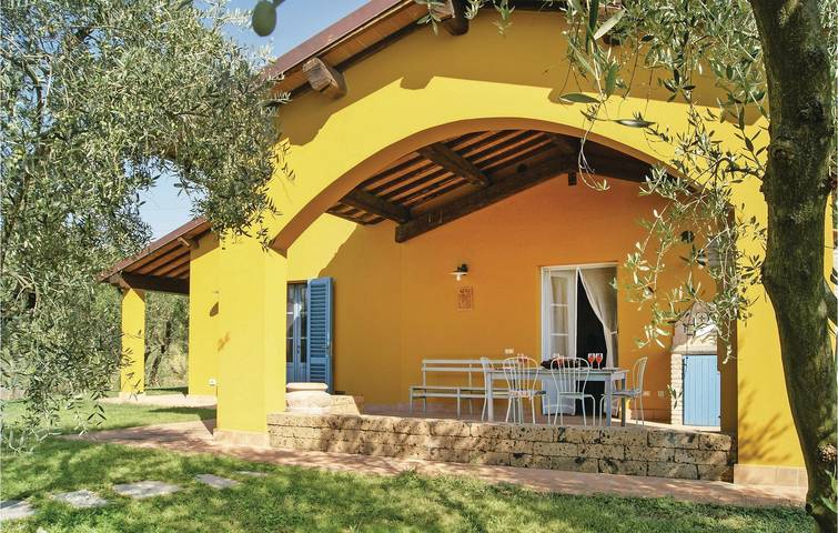 Appartamento di 96mq: Parcheggio, A/C, Piscina, Giardino, WiFi. Vicino a Borgo a Buggiano e al centro di Buggiano. in Buggiano, Provincia di Pistoia
