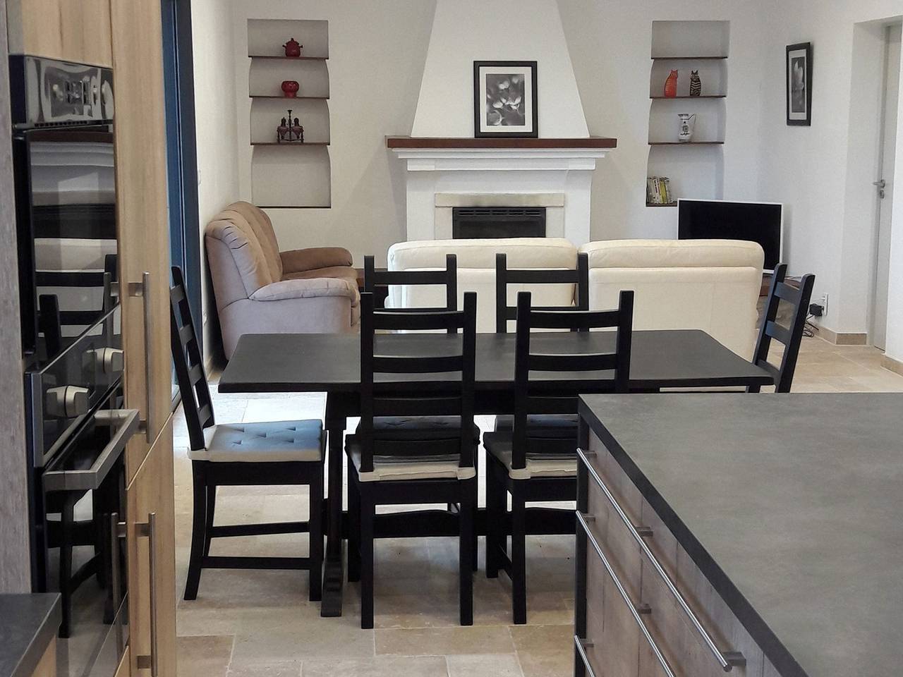 Maison à Var avec Piscine Privée in Saint-Antonin-du-Var, Région de Brignoles