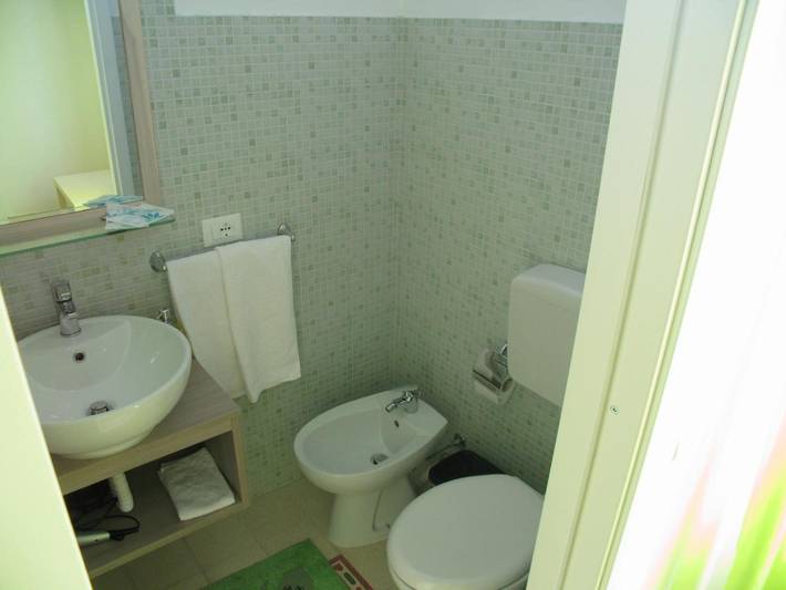 Room 'La Casa Dei Nonni - Verde' with Shared Garden, Wi-Fi and Air Conditioning in Custonaci, Trapani provins