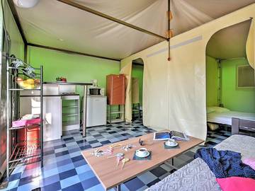 Glamping voor 6 Personen in Anneyron, Valence en omgeving, Afbeelding 2
