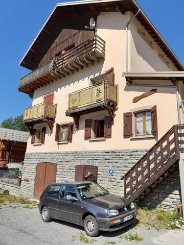 Gîte pour 7 personnes, avec vue et terrasse, animaux acceptés à Abriès