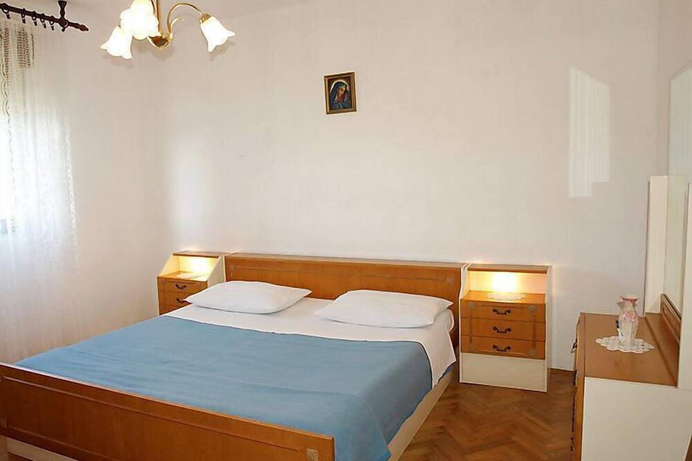 Ganze Wohnung, Ferienwohnung Agneza by Interhome in Zadar (Kommun), Otok Molat