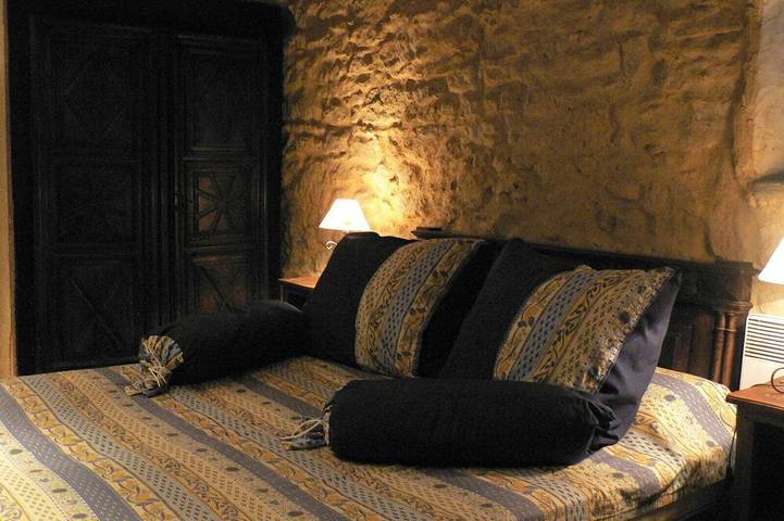 Gîte pour 2 personnes, avec terrasse et jardin à Saint-André-de-Roquepertuis - 2