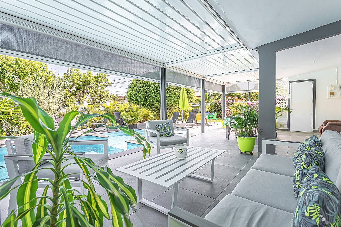 Dream Villa with Private Pool in Baie-Mahault in Baie-Mahault, Guadeloupe (Caribbean)