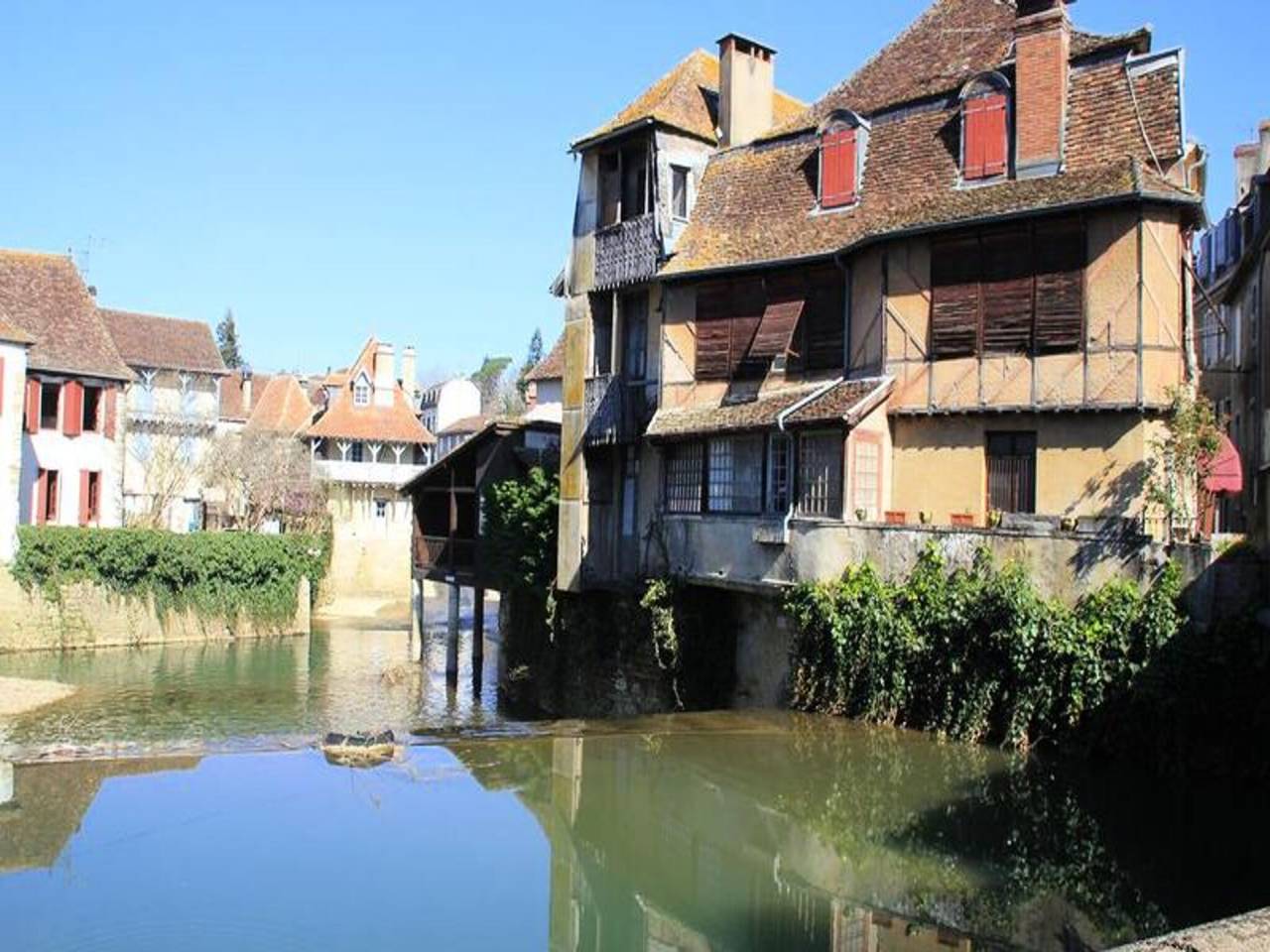 Appartement entier, 2 Pi√®ces 1/2 Personnes Rez de Chauss√©e in Salies-de-Béarn, Béarn