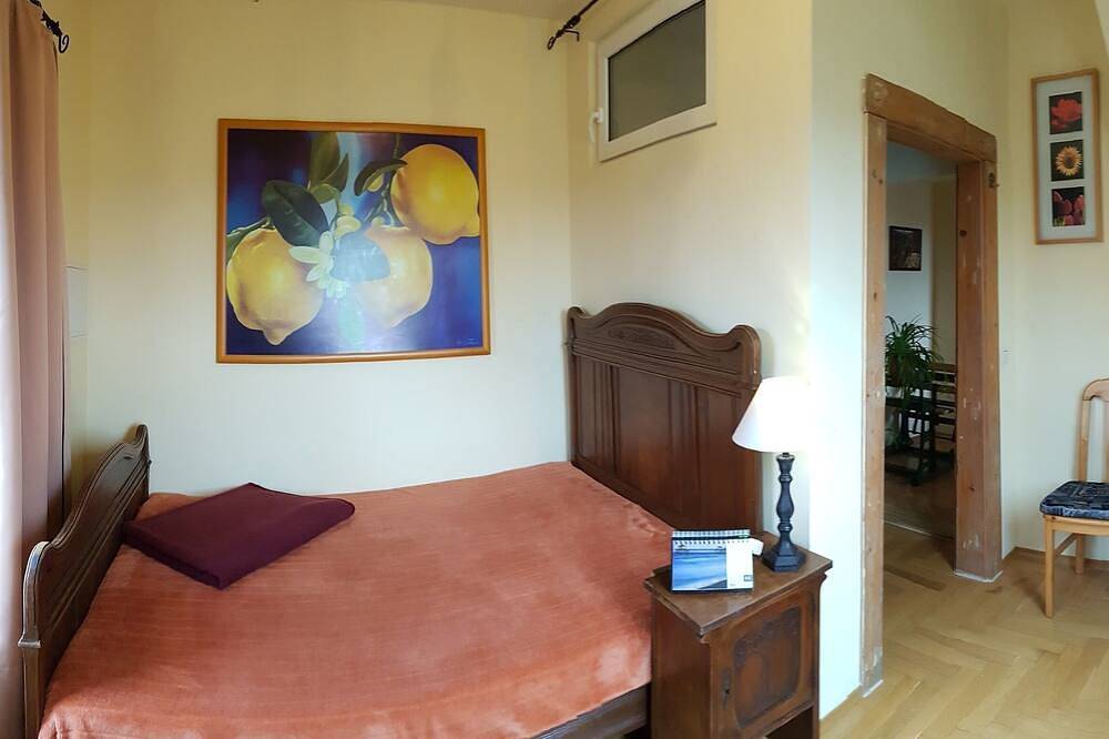 Ganze Wohnung, Ferienwohnung \"Villa Grieß\" - Urlaub beim Winzer, 2 Schlafzimmer, 81 qm, Nr in Cossebaude, Dresden