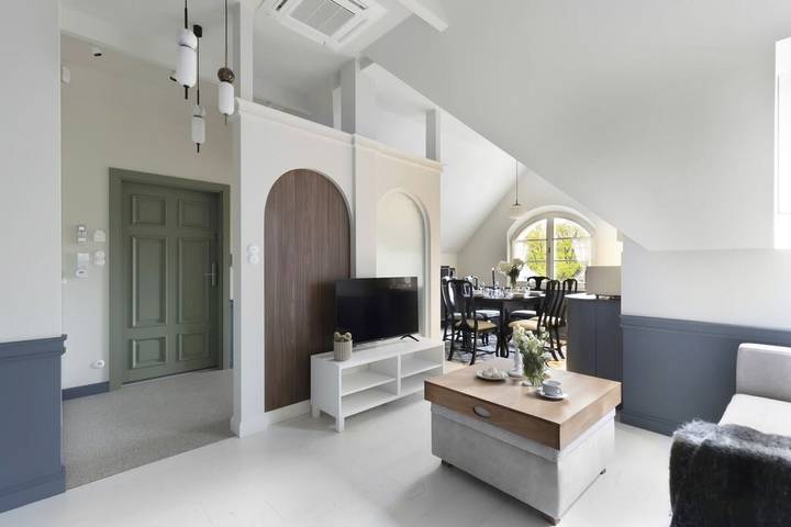 Lägenhet för 6 Personer, med trädgård, barnvänlig i Sopot