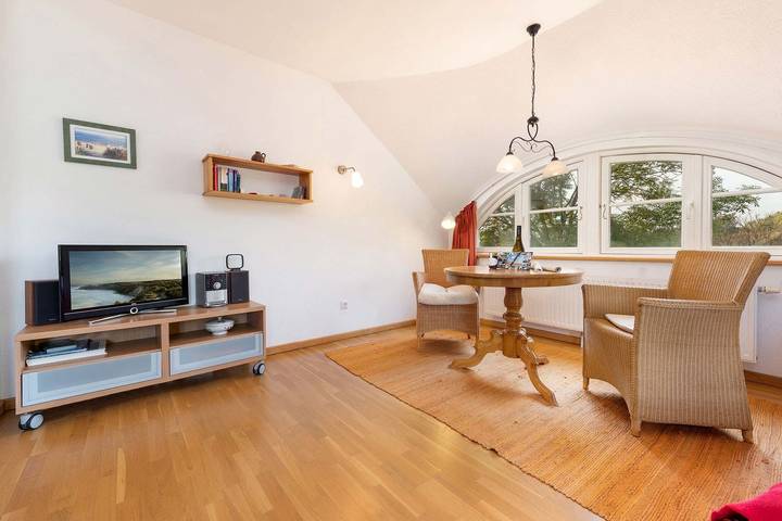 Ganze Ferienwohnung, Die kleine Rote in Lancken-Granitz, Rügen