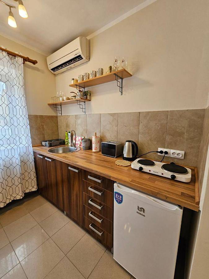 Ganze Wohnung, Prenoćište Lana 2 in Stara Pazova, Serbien