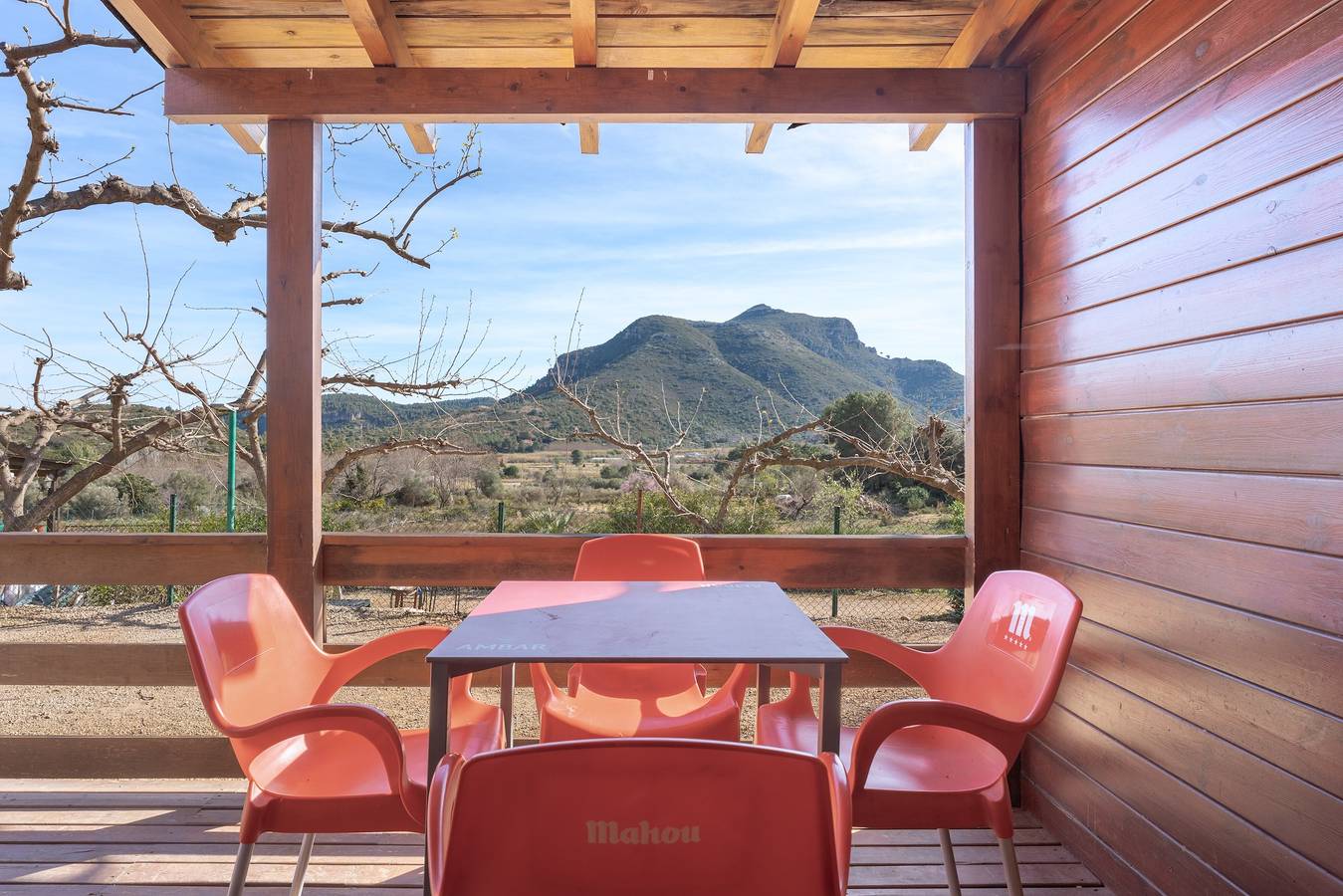 Holiday Home 'Cabaña Madera A' with Mountain View, Wi-Fi and Air Conditioning in Barx, Costa de Valencia