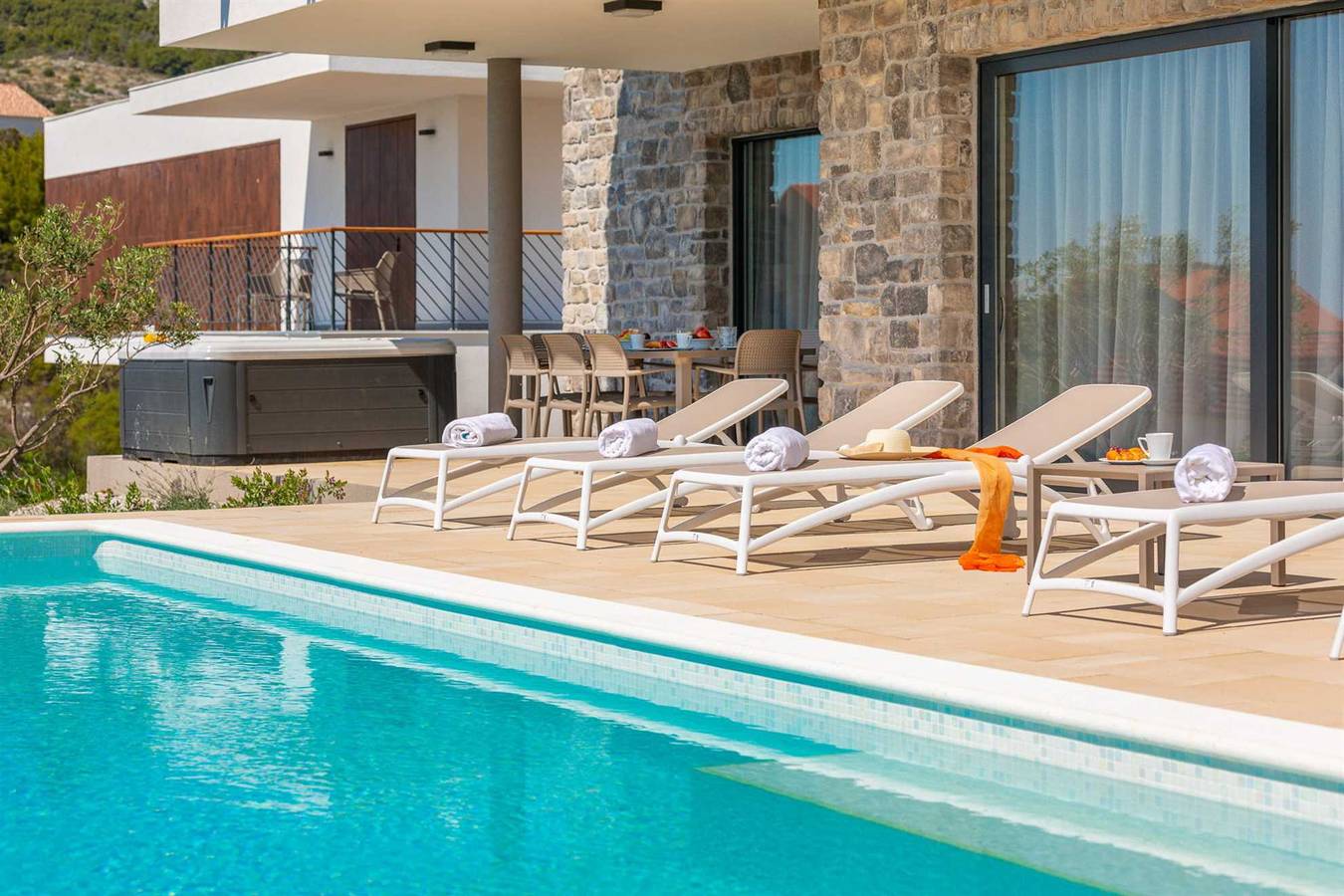 Sun Dance Luxusvilla V in Beach Rtić, Primosten