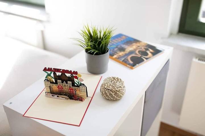 Entire apartment, FullHouse | Halle | R6 Amsterdam in Halle, Saale-Unstrut
