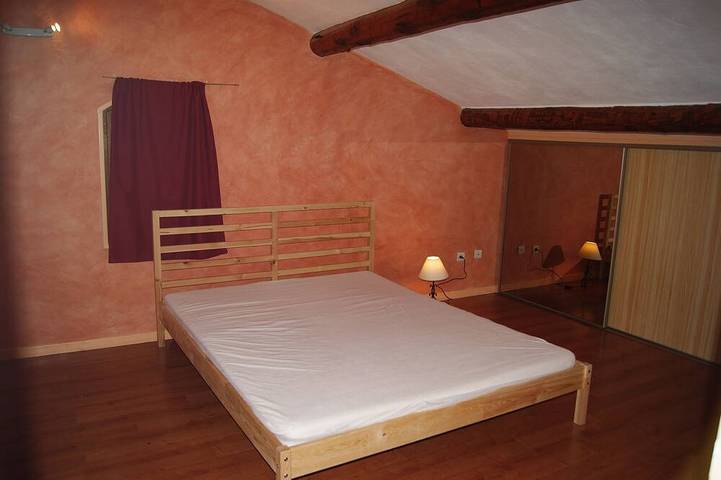 Location de vacances pour 10 personnes, avec terrasse et jardin à Venterol - 4