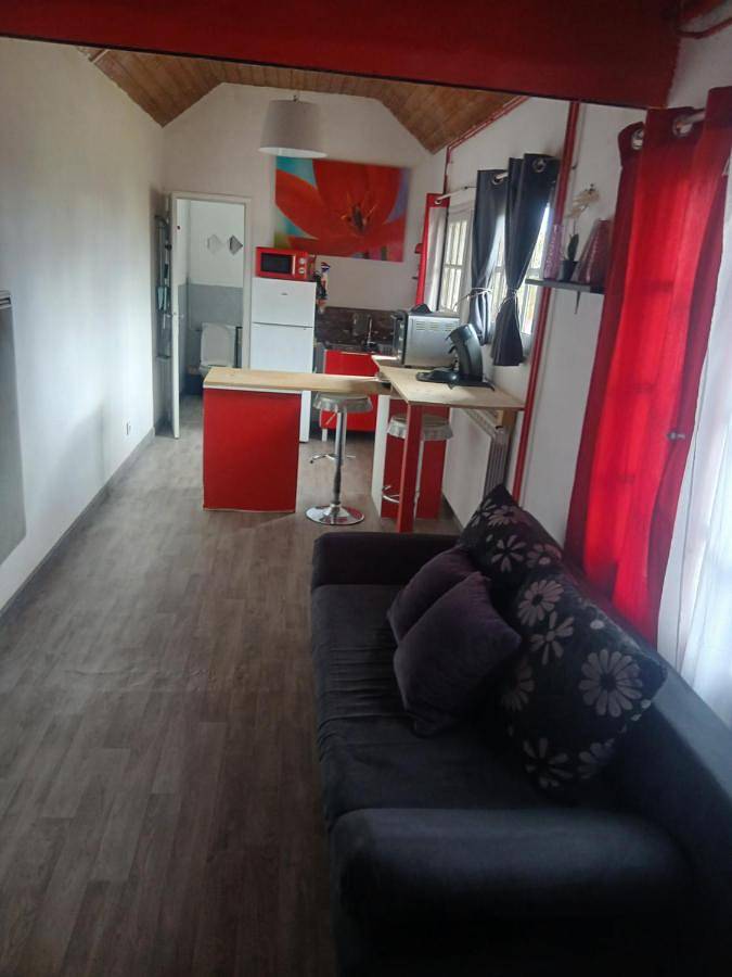 Appartement entier, One-Bedroom Apartment in Maimbeville, Oise