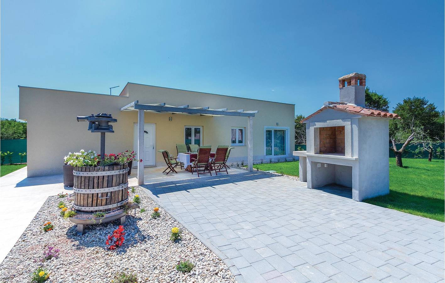 Ferienhaus für 6 Personen mit Terrasse in Bale, Rovinj und Umgebung