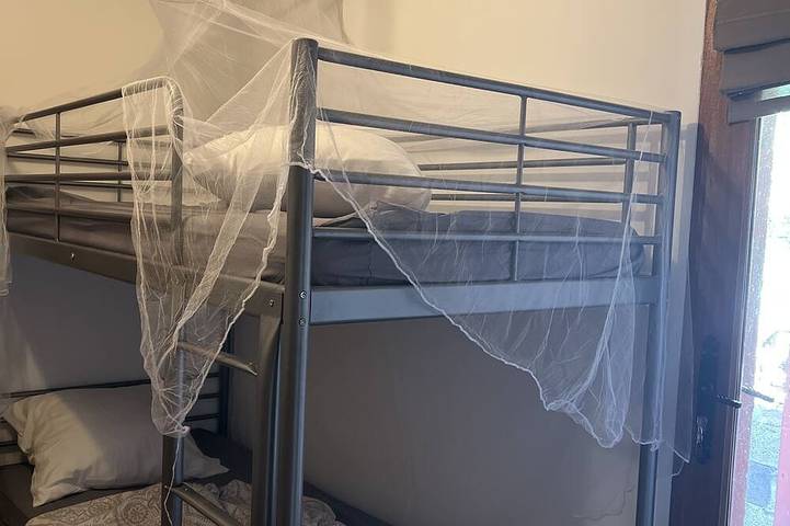 Location de vacances pour 10 personnes, avec jardin et jacuzzi, animaux acceptés à Évenos - 4