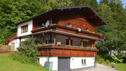 Ferienwohnung für 4 Personen, mit Balkon und Garten am Kaiserwinkl