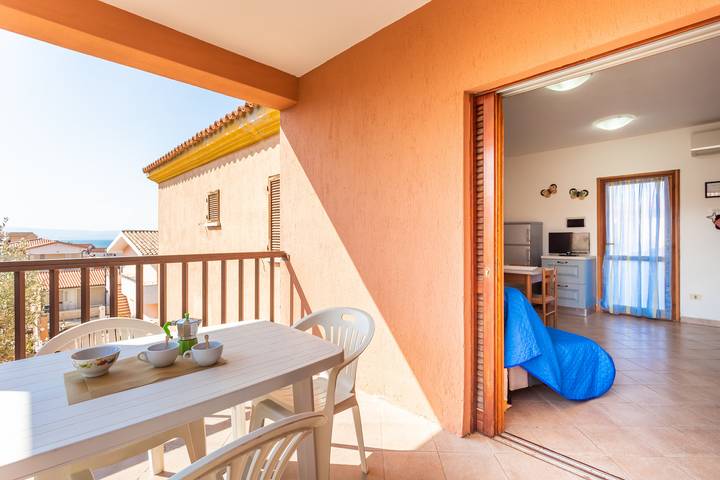 Gîte pour 6 personnes, avec balcon, animaux acceptés à Isola Rossa - 3