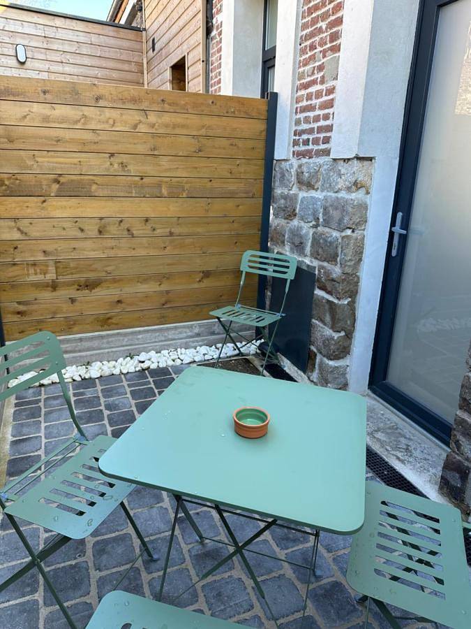 Appartement entier, Two-Bedroom Apartment in Beuvry, Région de Béthune