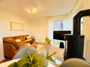 Ferienhaus für 5 Personen, mit Ausblick und Garten sowie Seeblick und Sauna in Wesermarsch